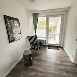 Seaside Doese Appartement - Free Parking & Wifi